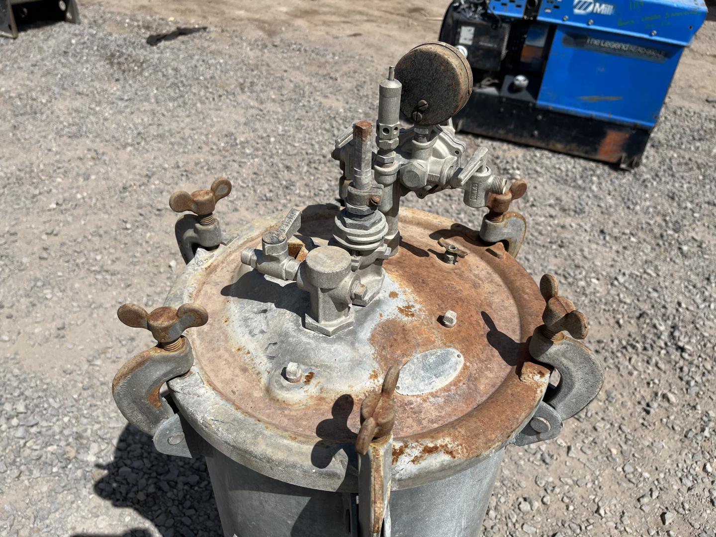 ./imagenes/INVOICE/2019/16631/TANQUE PARA PINTURA DEVILBISS QM50972 (6).JPG